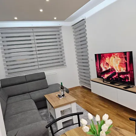 شقة Apartman Aleksej Jahorina *